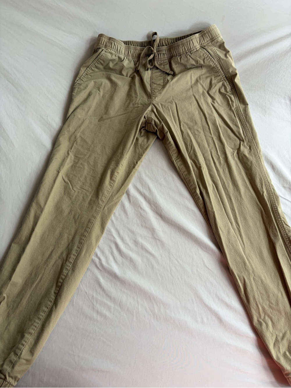 GAP Women’s Khaki Jogger Pants Size Medium Casual Tapered Ankle